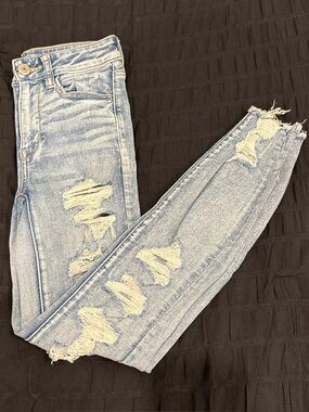 American Eagle Outfitters Ripped Skinny Jeans